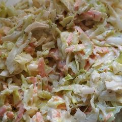 A picture of Creamy Apple Coleslaw.