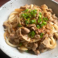 A picture of Ginger Pork Udon.
