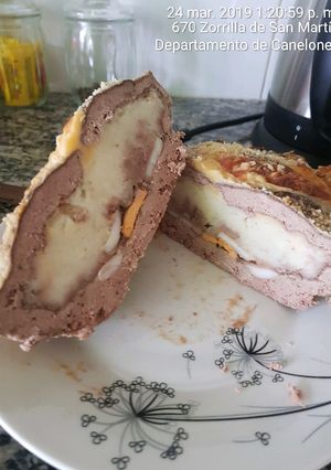 Una foto de Volcán de carne relleno