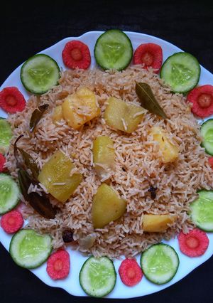 A picture of Aloo Lauki pulao.