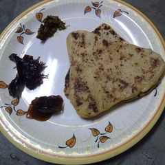 A picture of Khasta paratha.