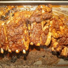 A picture of Spare Ribs with Peach Apple Barbecue Sauce.