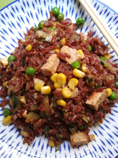 Una foto de Arroz rojo estilo Merche