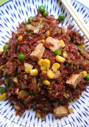 Una foto de Arroz rojo estilo Merche