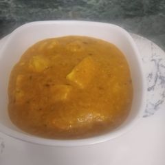 A picture of Shahi paneer.
