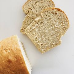 A picture of Sandwich bread.