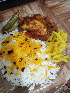 عکسی از دستور زرشک پلو با مرغ ترش
