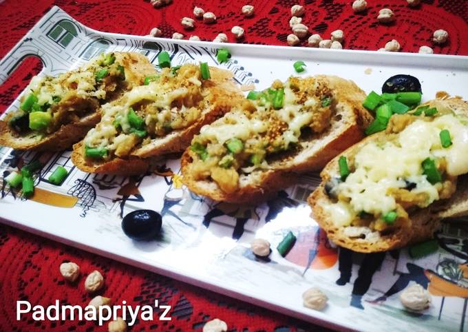 Easiest Way to Prepare Perfect Chickpeas and Cheese Bruschetta