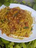 Spaghetti with bake bean sauce