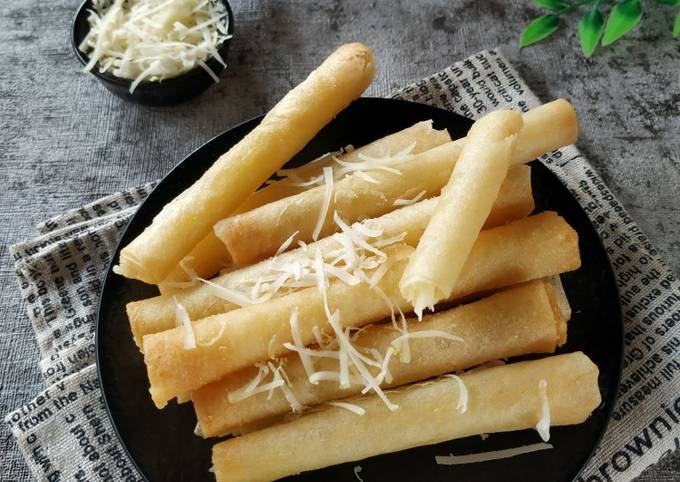 Lumpia Cheese Roll