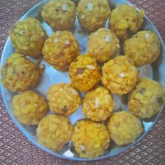 A picture of Bundi Ladoo - Indian Celebration Sweet.