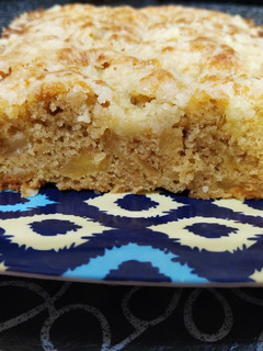 Una foto de Torta de manzanas caramelizadas súper húmeda