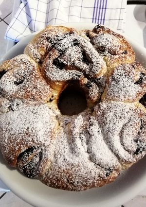 Φωτογραφία της συνταγής Brioche με μαρμελάδα κεράσι και καρύδια
