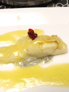 Una foto de Bacalao al pil-pil