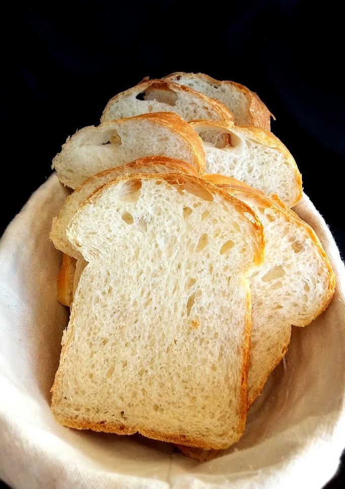 Una foto de Pan de molde con masa madre