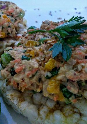 Una foto de Vegetales con salsa mostaneza tipo rancho!