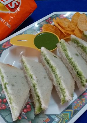 A picture of Mayo Chutney Sandwich.