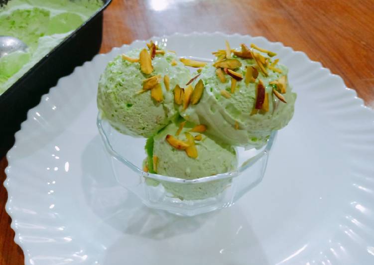 Steps to Prepare Award-winning Homemade pishawari pista ice cream Recipe