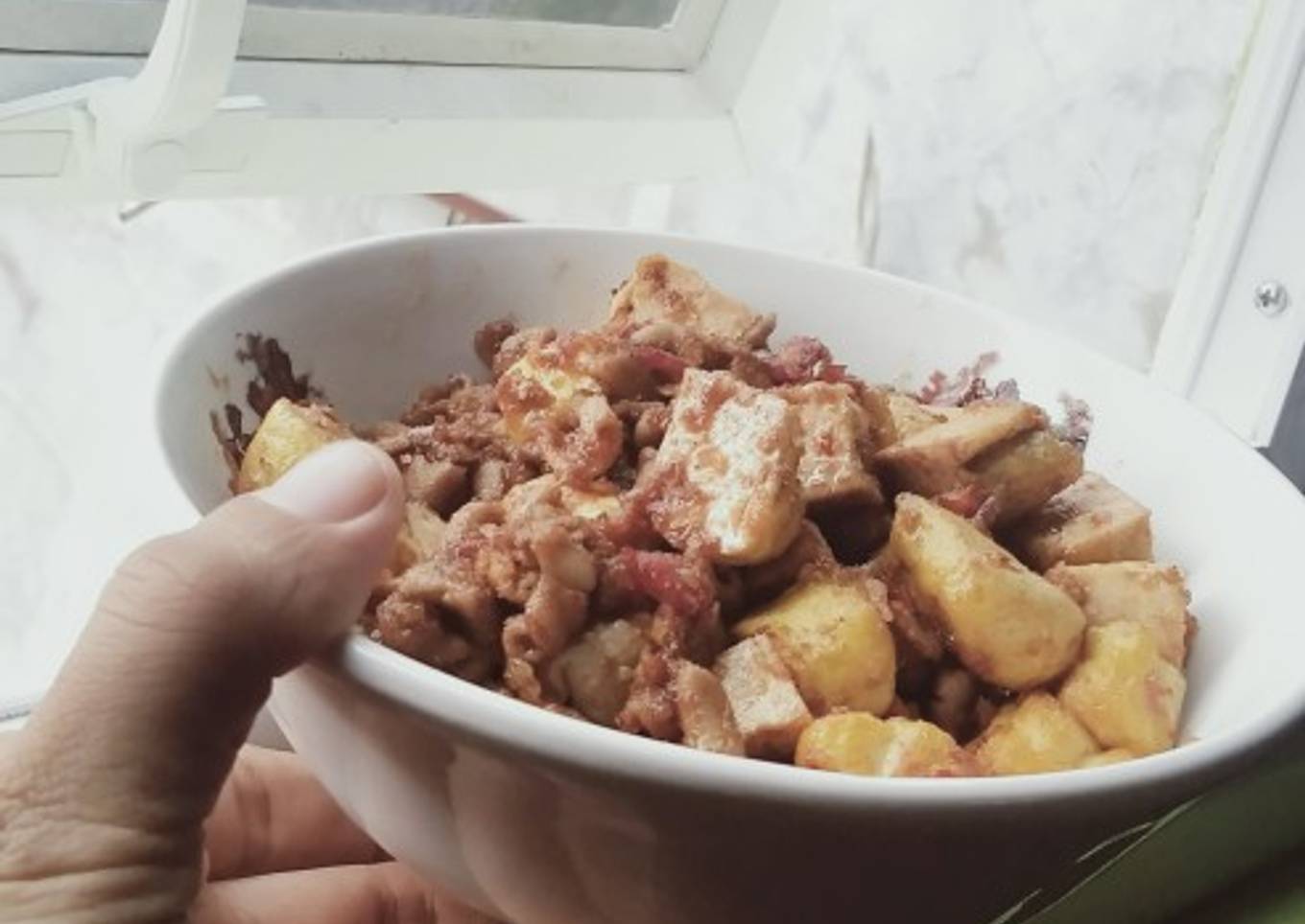 Sambel goreng tahu usus