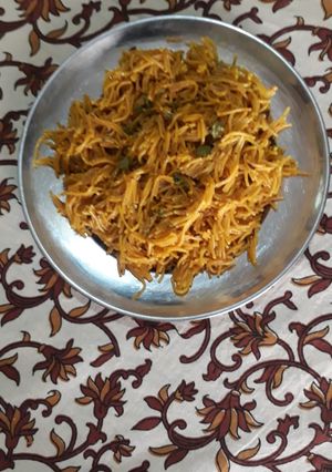 A picture of Namkeen jave.