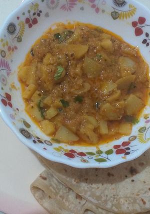A picture of Alo ke sabzi.