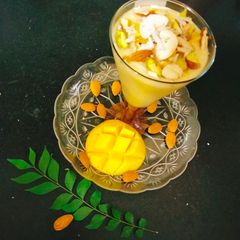 Mango shake😋😋❤️ A picture of Mango shake😋😋❤️.