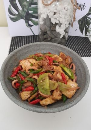 Foto resep Oseng-oseng Cumi Tahu