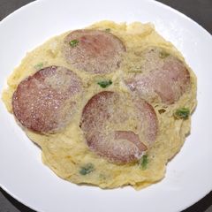 A picture of Luncheon Meat Omelette.