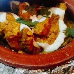 A picture of Creamy Chicken Handi.
