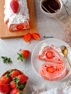 Foto resep Mille Crepes Red Velvet Gulung