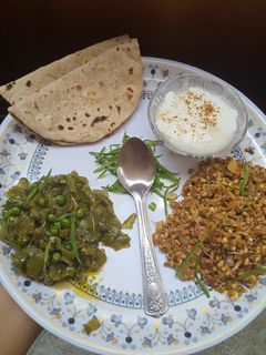 मटर के छिलके की सब्जी, मोठ सब्जी रेसिपी मुख्य फोटो