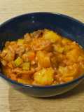 Calamares con patatas en mirepoix