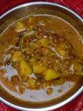 Black Chickpea and Potato Curry (Kale Chane Ki Sabzi)