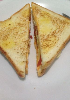 Foto resep Sandwich seadanya (sisa2 stock yg ada di kulkas aja😂)