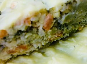 Una foto de PASTEL DE 🥦Bróccoli🥦Y 🍠BATATA🍠 CON MUCHO🧀QUESO🧀