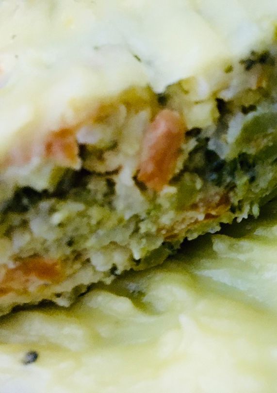 Una foto de PASTEL DE 🥦Bróccoli🥦Y 🍠BATATA🍠 CON MUCHO🧀QUESO🧀