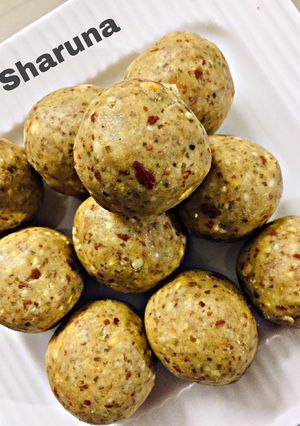 A picture of Wheatflour Laddoo.