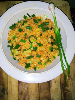 ફ્રાઇડ રાઈસ (Fried Rice Recipe In Gujarati) રેસીપી મુખ્ય ફોટો