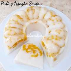A picture of Puding Nangka Santan.
