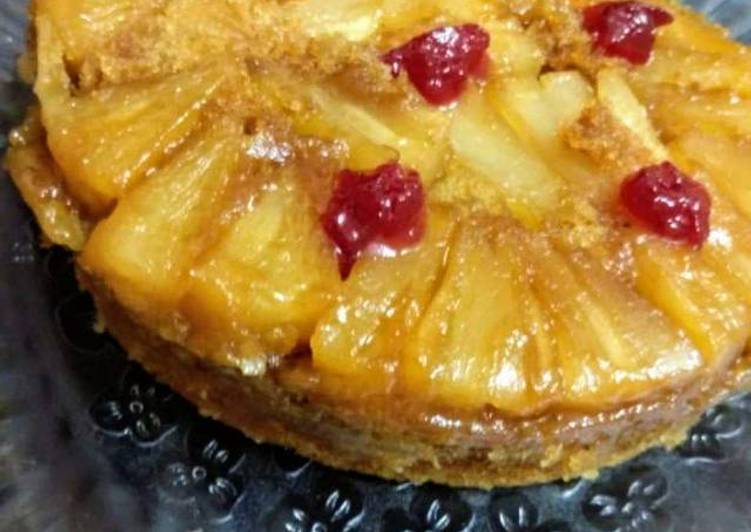 Pineapple upside down cake in microwave