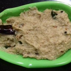 A picture of Kobbari chutney (Andhra style) coconut chutney.