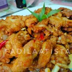 รูปของ Ayam Crispy Mentega Pedas