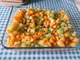 Salade de fruits aux deux melons, raisins et abricots