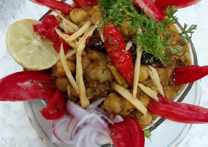 Recipe of Mario Batali Punjabi choly with mint chattny curd