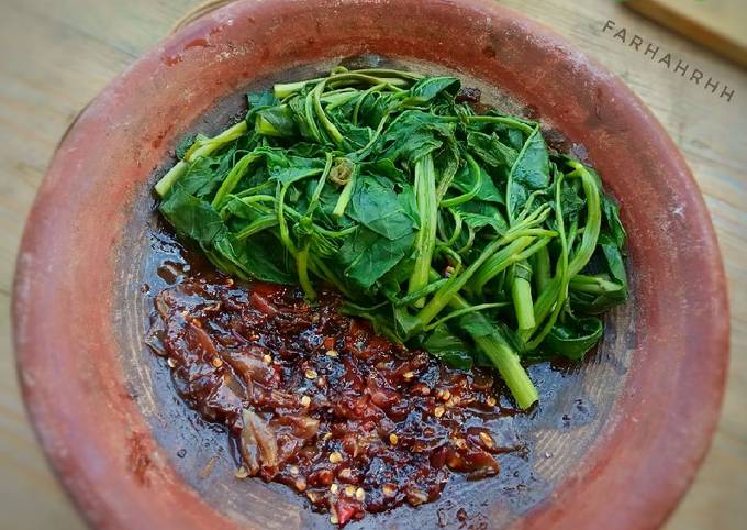 Kangkung Rebus Sambal Brambang Asem