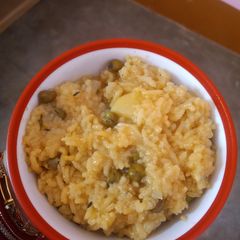 A picture of Namkeen Rice.
