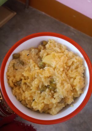 A picture of Namkeen Rice.