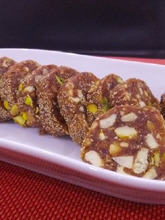 A picture of Dates burfi.