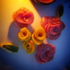 A picture of Khoya Roses.