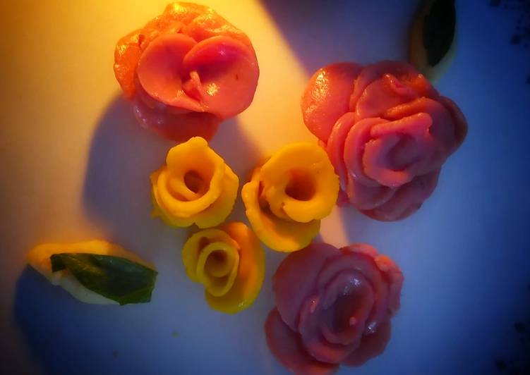 Khoya Roses